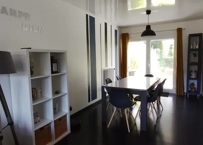 Les Aubepines Casa vacanze *